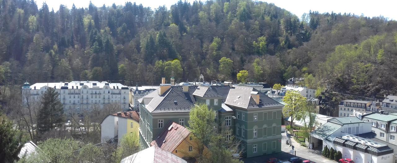 Lyra Apartments Karlovy Vary Exterior photo